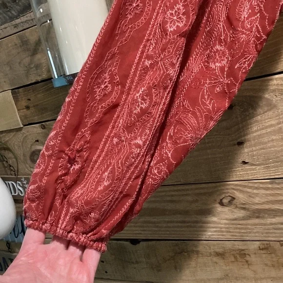 TAYLOR & SAGE Lace Boho Gauze Top S.   B - Picture 7 of 9